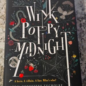 Wink Poppy Midnight by Tucholke